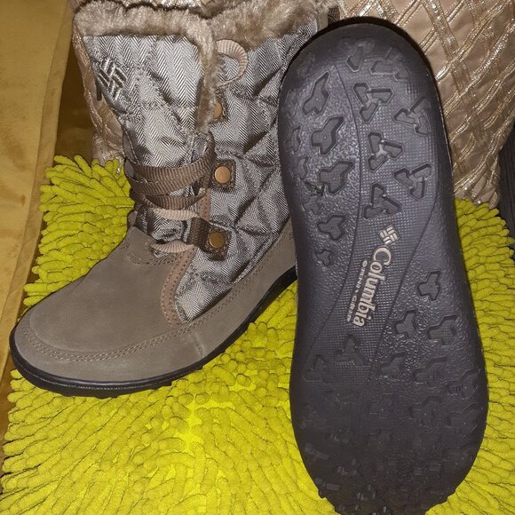 EASY SPIRIT COLUMBIA SNOW BOOTS 6.5W - Picture 1 of 10